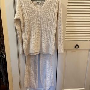 Elegant Cream Knit Women's Dress Set